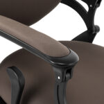 Friseurstuhl Gabbiano Niccolo Braun Knopflos 8